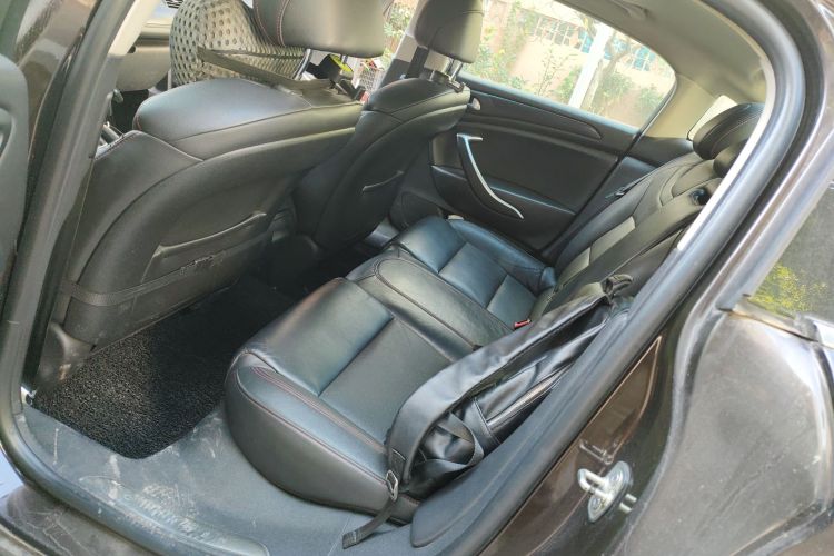 雪铁龙C5 2014款 1.6T 自动尊贵型中控内饰21