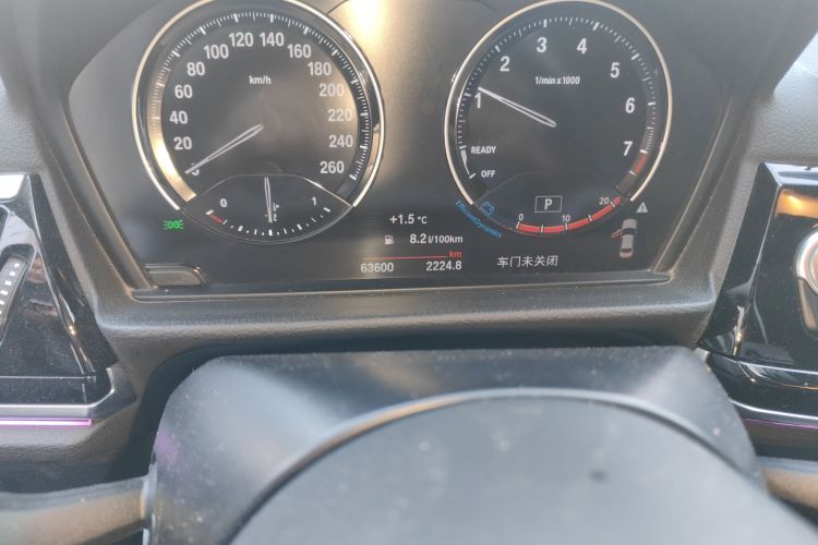 宝马1系 2022款 120i M运动曜夜版中控内饰15