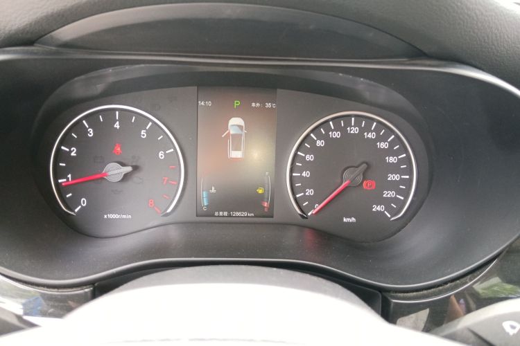 比亚迪 宋MAX 2017款 1.5T 自动智联精英型 7座中控内饰14