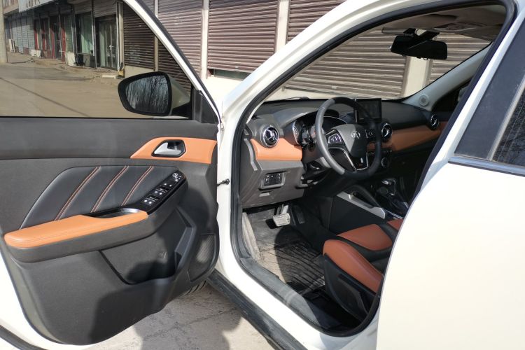 北京汽车 绅宝X35 2016款 1.5L 自动豪华版中控内饰20