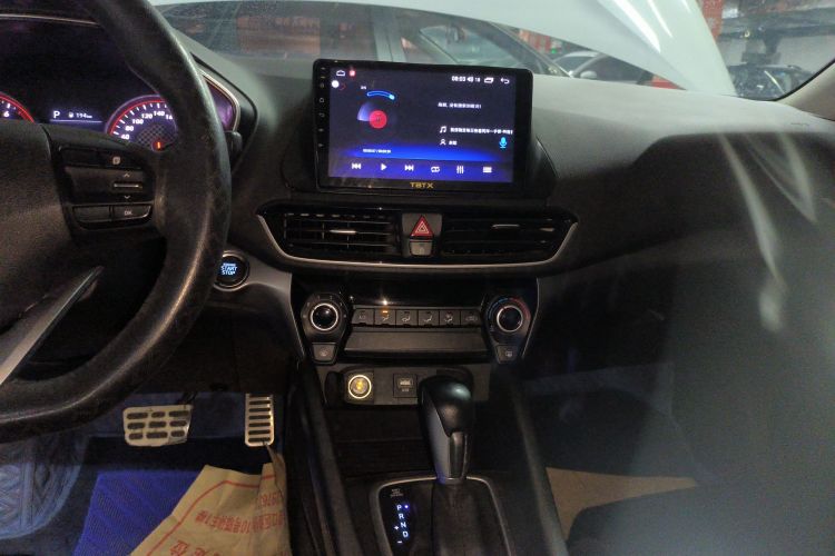 现代 菲斯塔 2019款 240TGDi 运动版 国VI中控内饰16