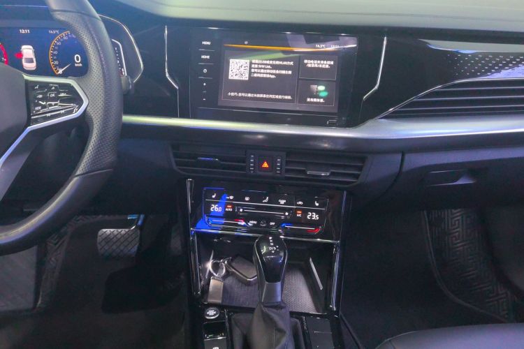 大众 帕萨特 2023款 改款 330TSI 星空精英版中控内饰16