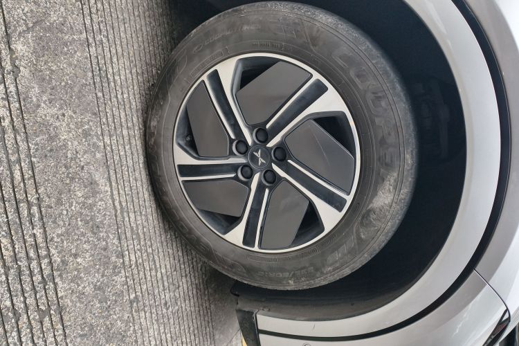 小鹏G6 2023款 755 超长续航 Max车身外观6007