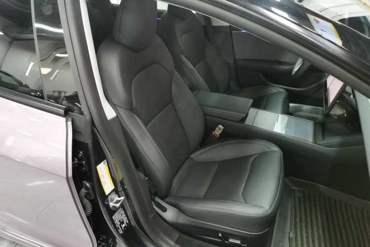 特斯拉 Model 3 2025款 后轮驱动版局部细节41