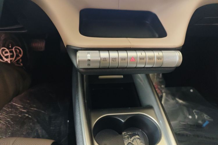 比亚迪 海豚 2025款 420km 自由版中控内饰18