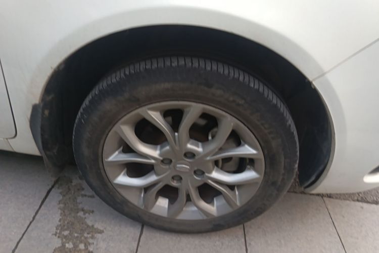 吉利汽车 远景 2018款 1.5L 自动尊贵型车身外观10