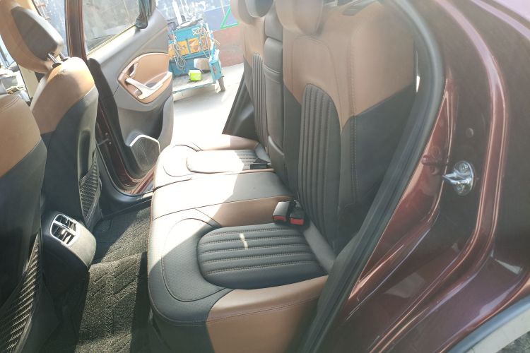 东南DX7 2017款 1.5T 自动豪华型中控内饰21