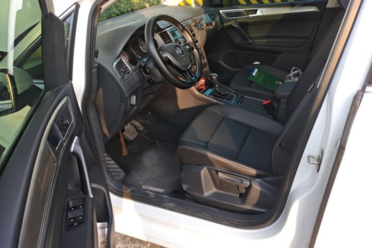 大众 高尔夫·嘉旅 2019款 280TSI 自动好奇型 国V中控内饰20