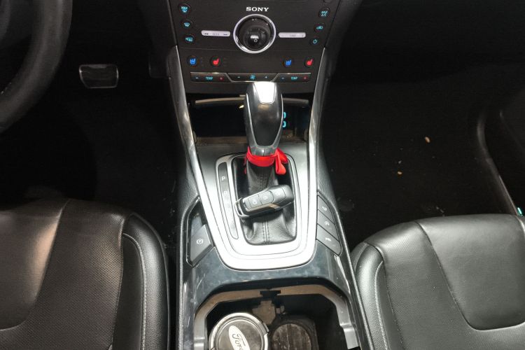 福特 锐界 2016款 EcoBoost 245 四驱尊锐型 7座中控内饰18