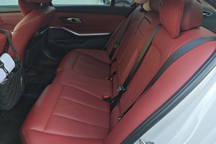 宝马3系 2022款 325Li M运动套装中控内饰7004