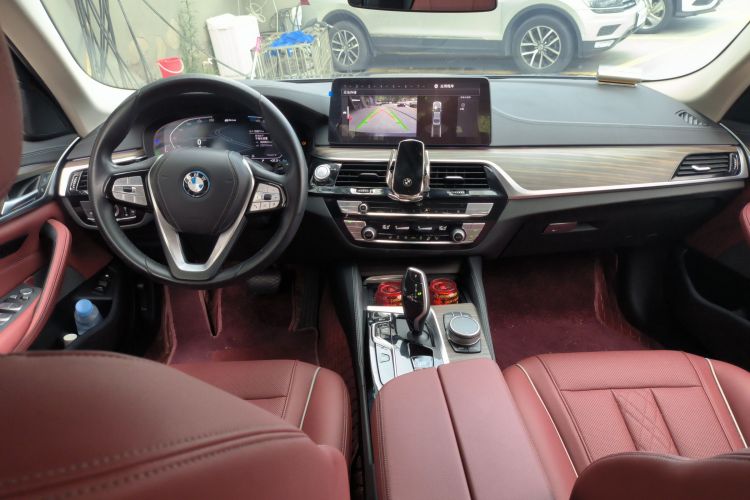 宝马5系新能源 2022款 改款 535Le 豪华套装中控内饰12