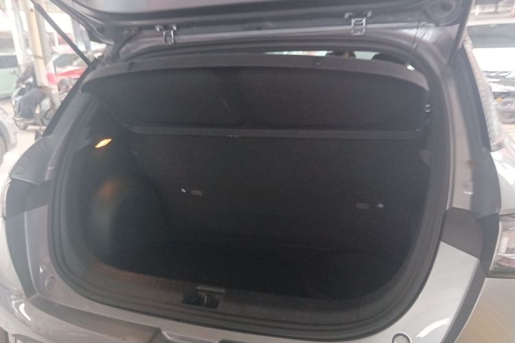 比亚迪 海豚 2021款 405km 时尚版机舱底盘23