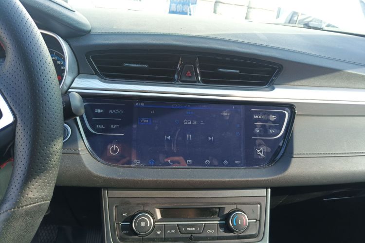 吉利汽车 帝豪 2020款 1.5L 手动豪华型中控内饰16