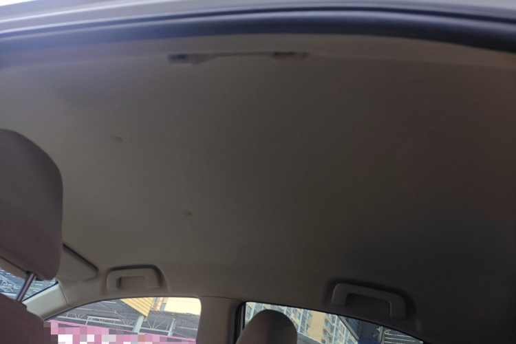 丰田 威驰 2014款 1.5L 自动智臻版局部细节22