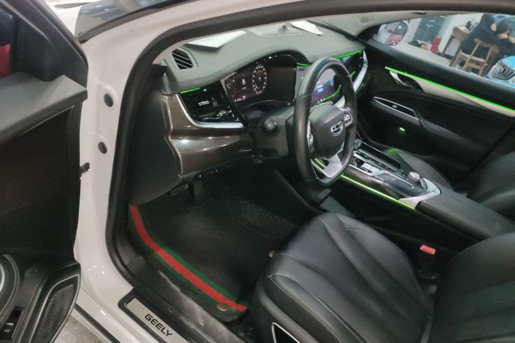 吉利汽车 博瑞 2021款 1.8T 领航版+中控内饰7003