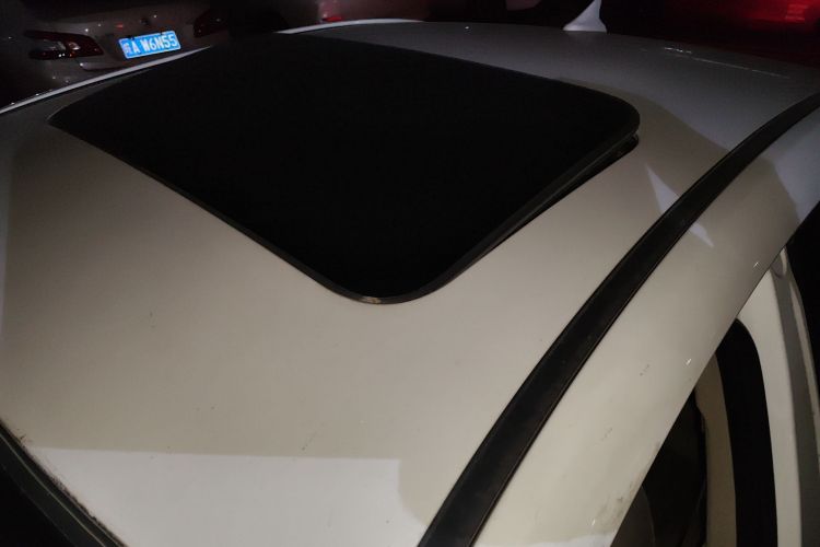 长安 逸动 2016款 1.6L 手动风尚型局部细节57