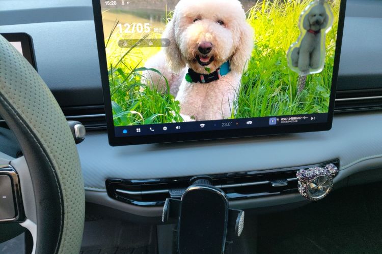 奔腾 悦意03 2025款 565km 乐享版中控内饰16