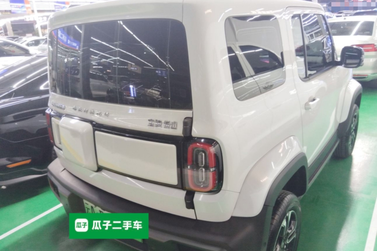 宝骏悦也 2023款 智尊版车身外观6005