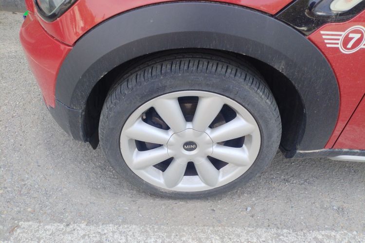 MINI Countryman 2016款 1.6T COOPER ALL4 Excitement装备控车身外观6007