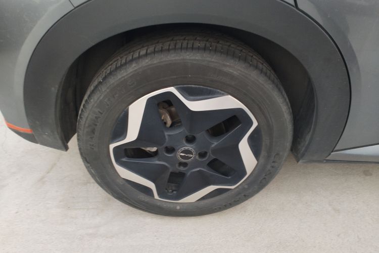 比亚迪 海豚 2021款 405km 时尚版车身外观6008