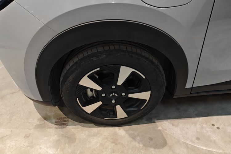 五菱汽车 五菱缤果PLUS 2024款 510km 旗舰版 四座版车身外观6007