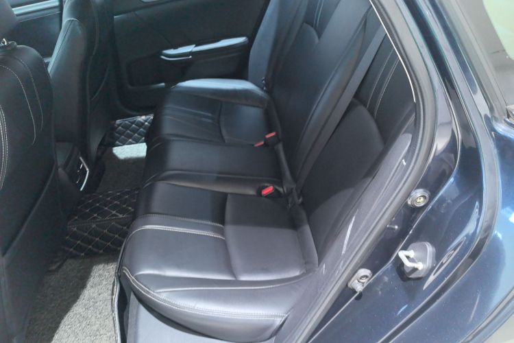 本田 思域 2016款 180TURBO CVT舒适版中控内饰21