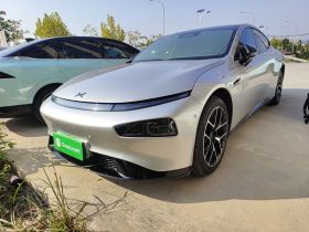 小鹏P7 2023款 P7i 610 Max 性能版