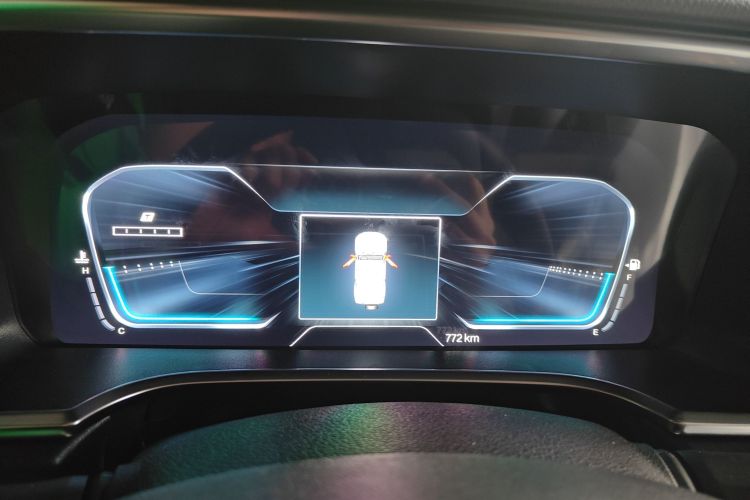 北京越野 北京BJ40 2024款 2.0D 刀锋英雄荣耀版中控内饰14