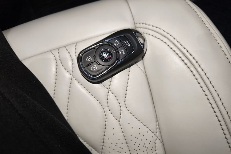 别克GL8 2020款 Avenir艾维亚 四座尊礼版中控内饰7001