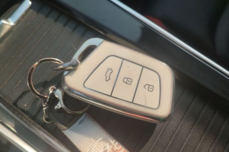 思皓X8 2021款 300T DCT豪华智联版 5座中控内饰7001