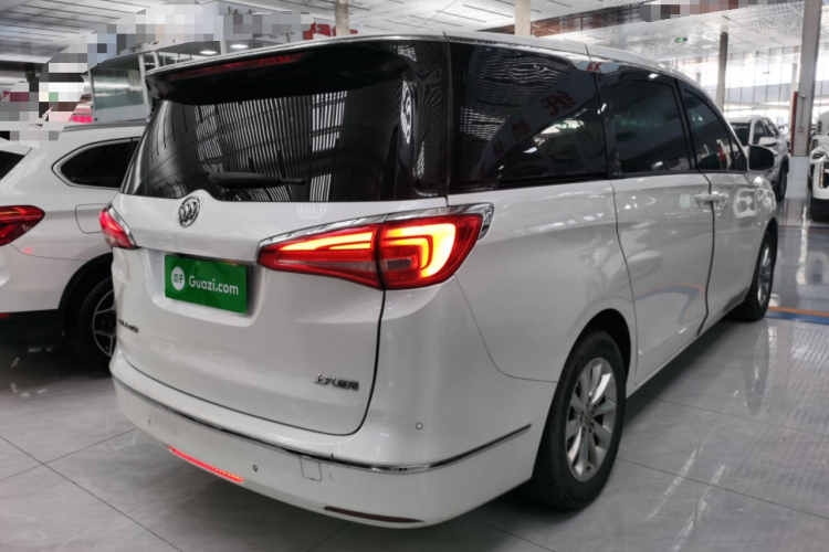 别克GL8 2018款 ES 28T 尊享型 国VI车身外观6005