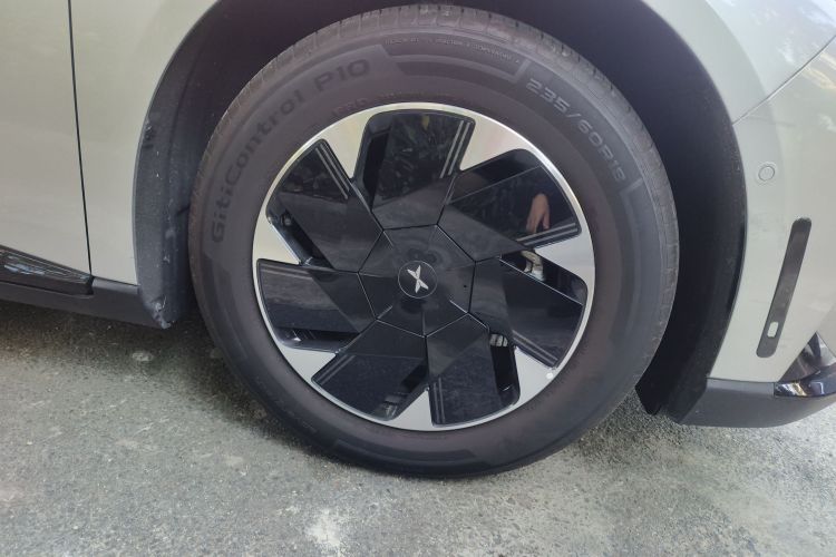 小鹏P7+ 2024款 长续航 Max车身外观10