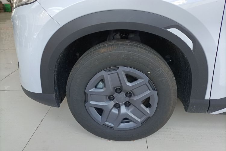 比亚迪 元UP 2025款 301KM 领航型车身外观6007