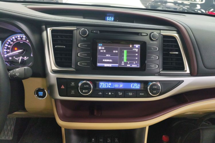 丰田 汉兰达 2017款 2.0T 四驱豪华版 7座中控内饰16