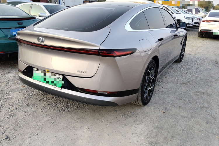 长安启源A07 2024款 纯电 真香版 710 旗舰型车身外观9