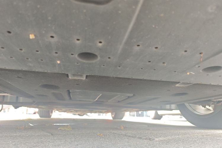 埃安 AION S Plus 2023款 80 科技版 三元锂局部细节9008