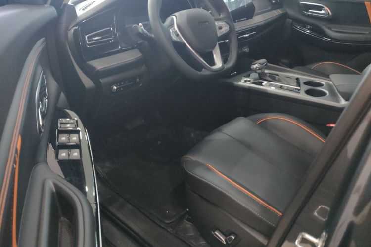 长安欧尚X7 PLUS 2022款 1.5T 蓝鲸版自动尊贵型 7座中控内饰19