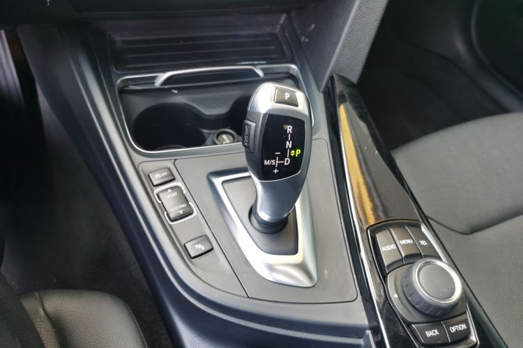 宝马3系 2016款 316Li 时尚型局部细节18