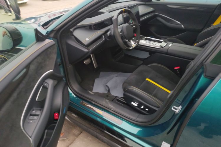 小米汽车 小米SU7 Ultra 2025款 Ultra中控内饰20