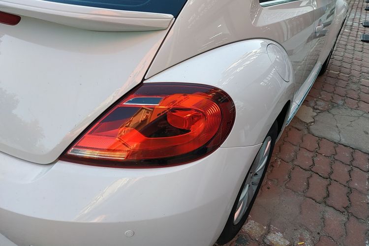 大众 甲壳虫 2017款 180TSI 宜乐版车身外观9