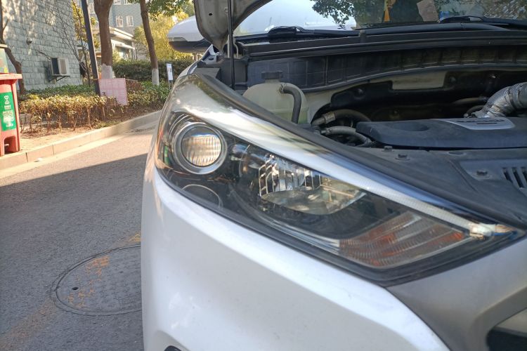 现代 途胜 2018款 1.6T 双离合两驱15周年特别版车身外观8