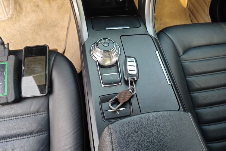 福特 蒙迪欧 2018款 EcoBoost 180 时尚型中控内饰18