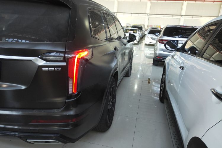 凯迪拉克XT6 2020款 28T 七座豪华运动型至享安全版车身外观9