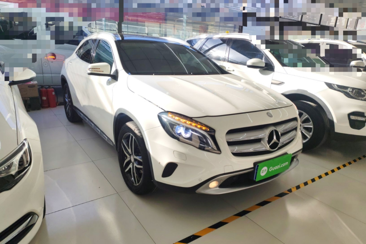 奔驰GLA 2016款 GLA 220 4MATIC 时尚型车身外观6002