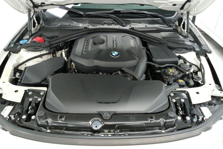 宝马3系 2017款 320Li M运动型机舱底盘24