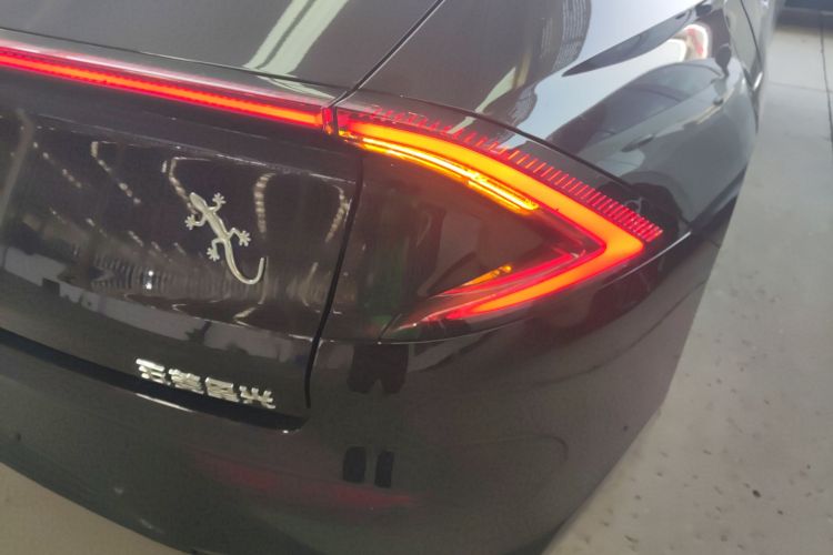 五菱汽车 五菱星光 2024款 共创版 150 进阶型车身外观9