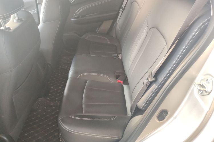 吉利汽车 远景X3 2020款 1.5L CVT尊贵型中控内饰21