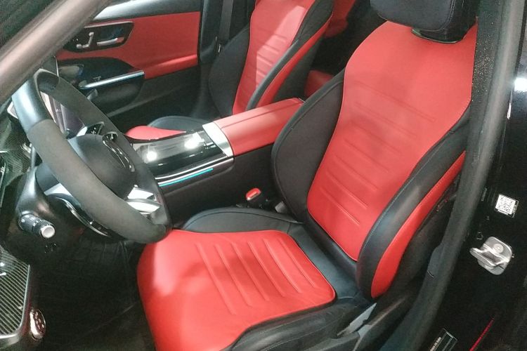 奔驰C级AMG 2024款 改款 AMG C 43 4MATIC局部细节19