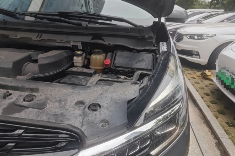 别克GL8 2020款 陆上公务舱 652T 尊贵型局部细节9007