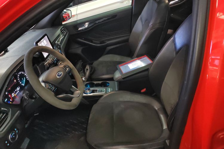 福特 福克斯 2019款 两厢 EcoBoost 180 自动ST Line中控内饰19